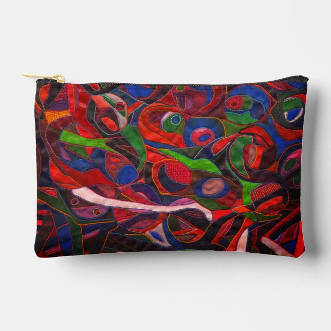 Red circles accessory pouch (Front)