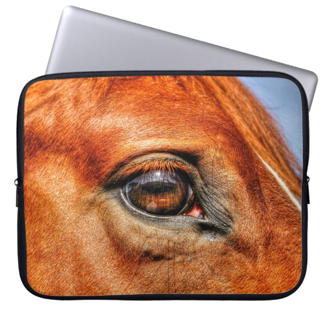 Red Dun Horse's Eye Animal-lover Photo Laptop Sleeve (Front)