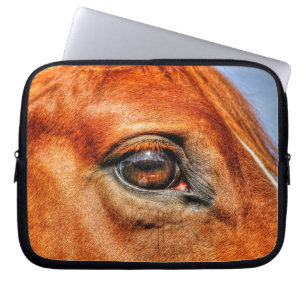 Red Dun Horse's Eye Animal-lover Photo Laptop Sleeve