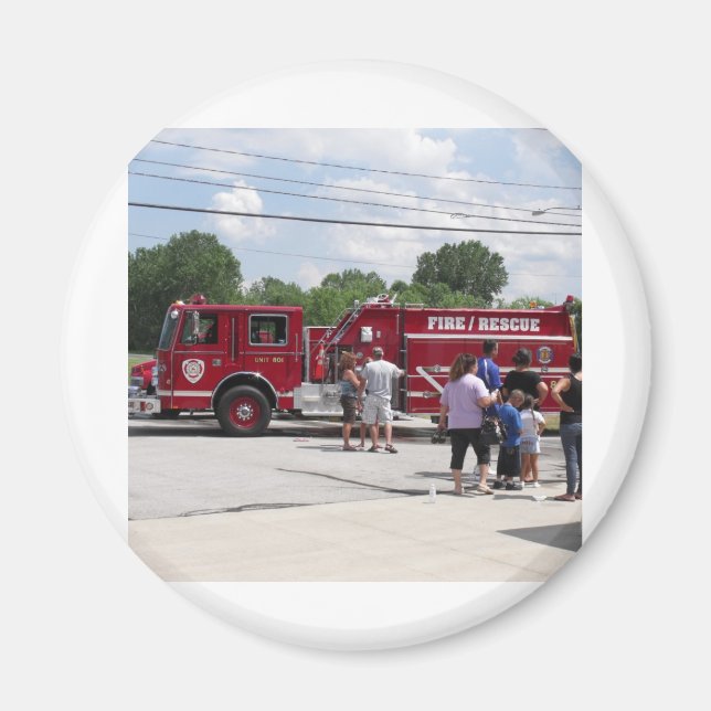 Red Fire Truck Magnet (Front)