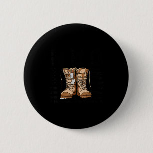 Red friday honoring troops remember everyone 6 cm round badge