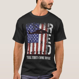 RED Friday Remember Everyone Deployed US Flag Army T-Shirt