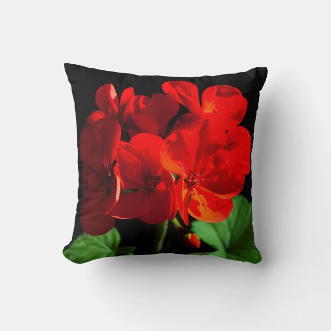 Red geranium flower cushion (Front)