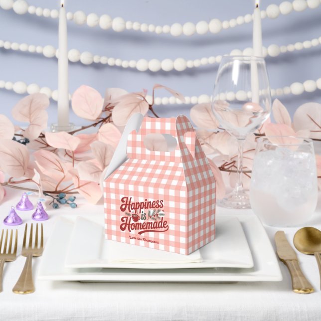 Red Gingham "Happiness is Homemade" Holiday Treat Favour Box (Wedding)
