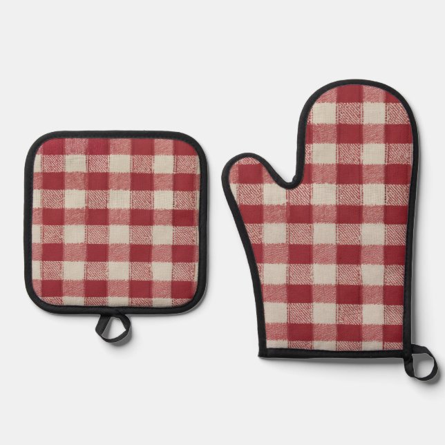 Red Gingham Oven Mitt and Pot Holder Set (Front)