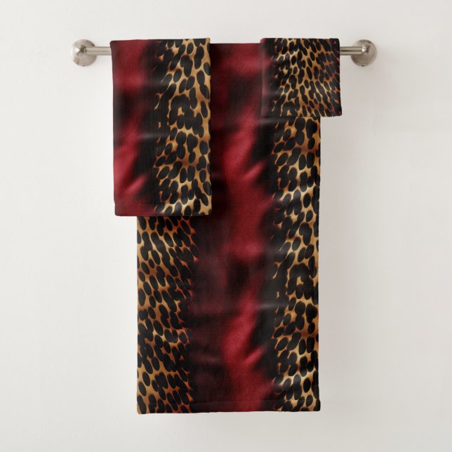 Red Gold Faux Southwest Cowgirl Cowhide Bath Towel Set (Insitu)