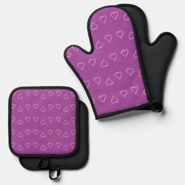 Red hearts pattern on purple oven mitt & pot holder set (Front/Back)