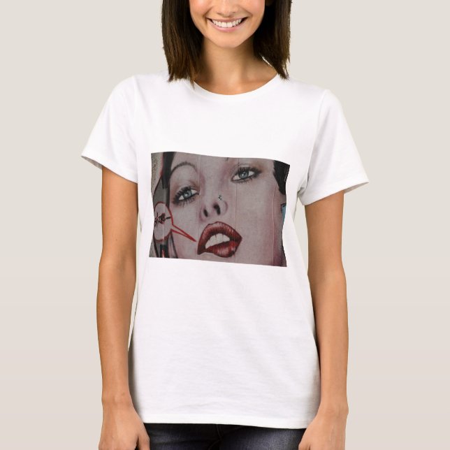Red lips T-Shirt (Front)