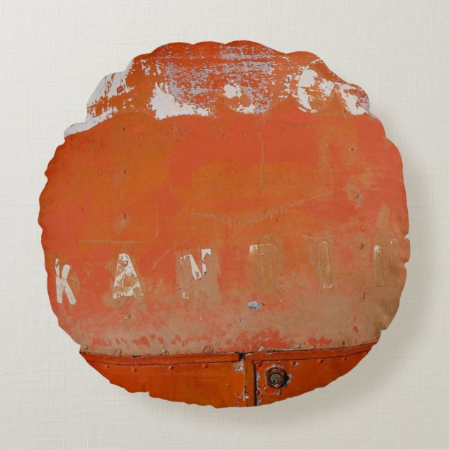 Red metal case round cushion (Front)