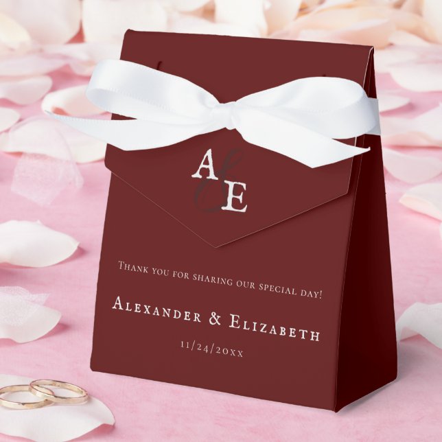 Red Minimalist Monogram Wedding Favour Box (Wedding)