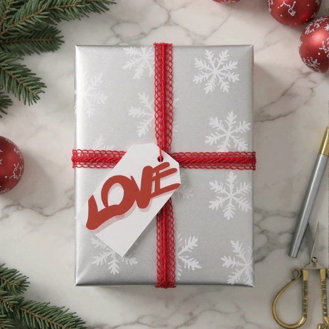 red modern lettering love  gift tags (Creator Uploaded)