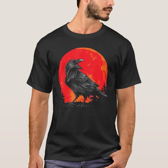 Red Moon Black Crow Gothic Animal Bird Spooky Fore T-Shirt (Front)