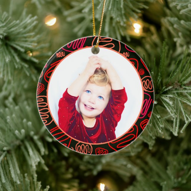 Red One Line Art Merry Christmas Family Photo Ceramic Ornament (Tree)