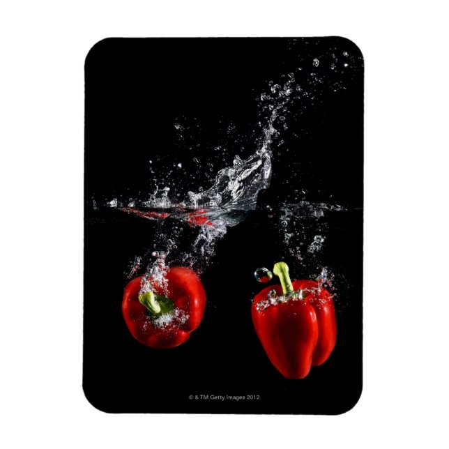 red pepper splashing in water magnet (Vertical)