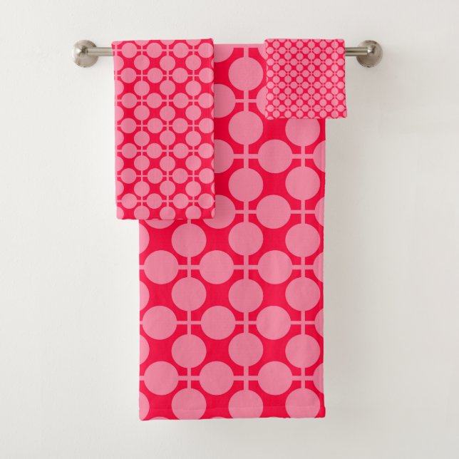 Red pink retro monochrome polka dot pattern  bath towel set (Insitu)