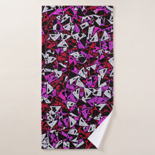 Red Purple Triangle Pattern Bath Towel