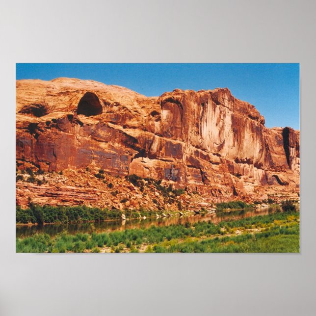 Red rock mountains in Utah Poster (Front)