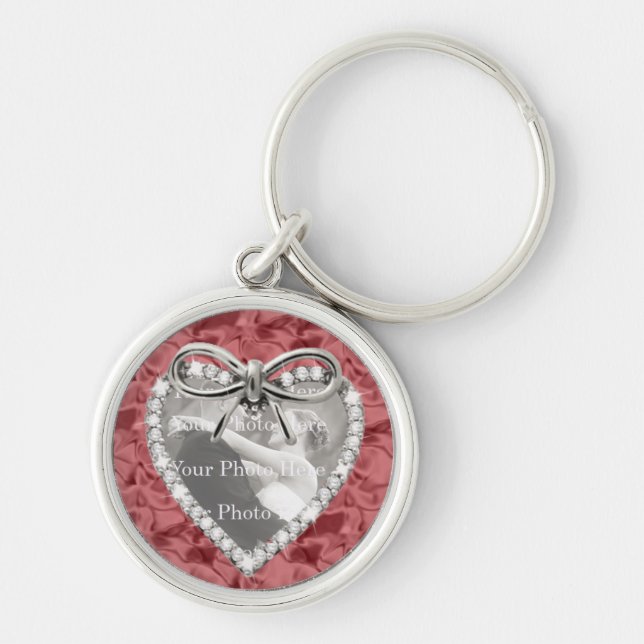 Red Round Diamond Heart Frame Keychain (Front)