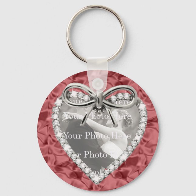 Red Round Diamond Heart Frame Keychain (Front)