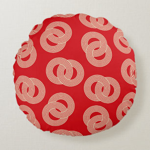 Red shades, interlocked striped rings pattern. round cushion