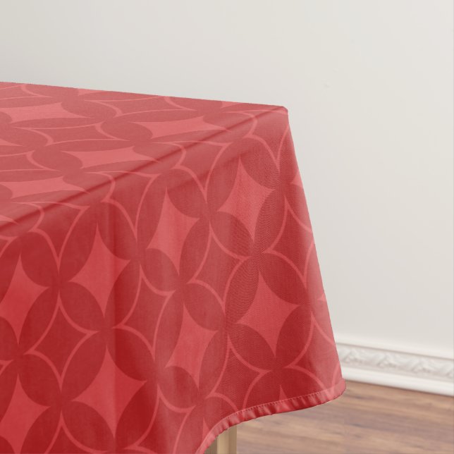 Red shippo pattern tablecloth (In Situ)