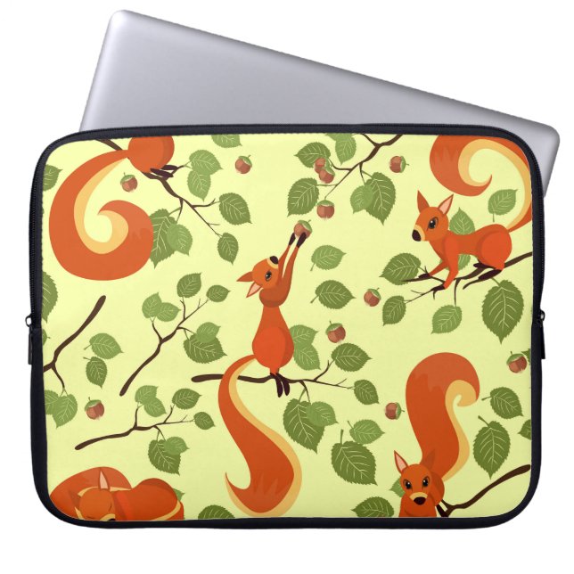 Red squirrel in hazel branches. laptop sleeve (Front)