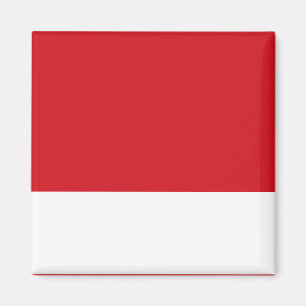 Red striped magnet