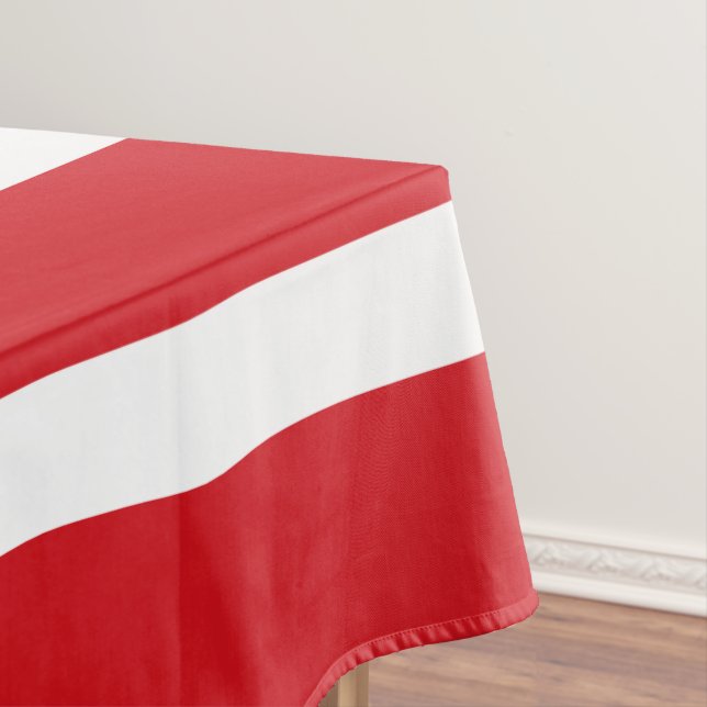 Red striped tablecloth (In Situ)