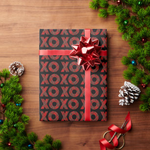 Red Tartan XOXO Chic Pattern On Black Wrapping Paper