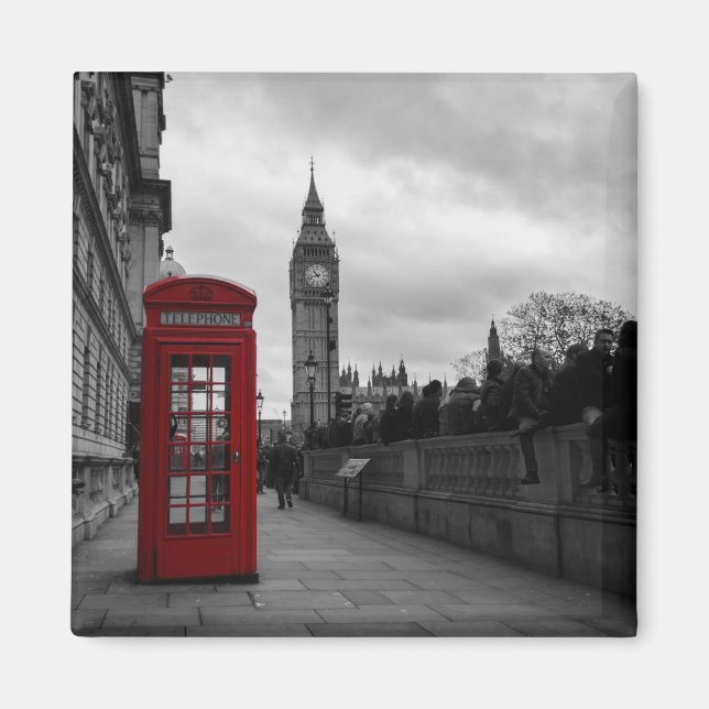 Red telephone box in London magnet (Front)