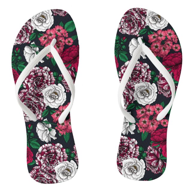 Red, white and bi-colour roses with green leaves o thongs (Footbed)