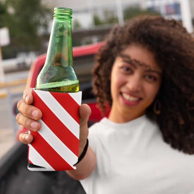 Red White Diagonal Stripes Can Cooler (can cooler)