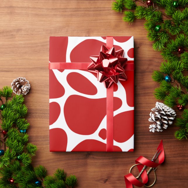 Red & White Giraffe Pattern Wrapping Paper (Holiday Gift)