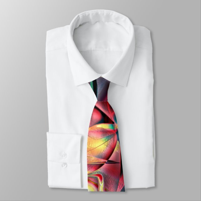 Reddish to green colourful crumpled 'beach cloth' tie (Tied)