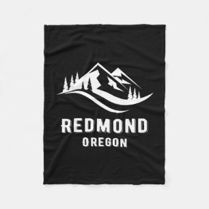 Redmond oregon mountains souvenir memorabilia fleece blanket