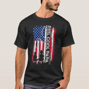 Reel Cool PAPA Fisherman PAPA USA Flag Fishing Fat T-Shirt
