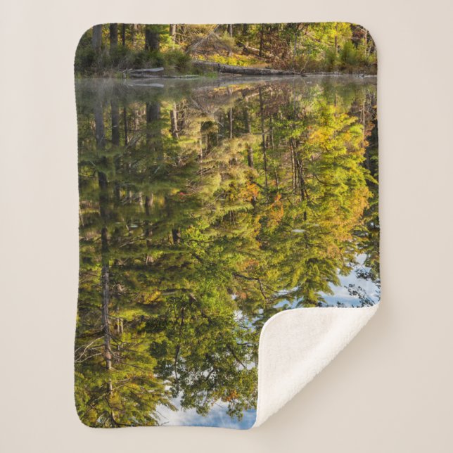 Reflections in Red Eagle Pond | White Mountains Sherpa Blanket (Front)