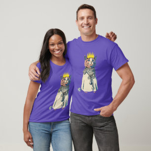Regal Cat in Crown and Robe Vintage Pop Art Graphi T-Shirt
