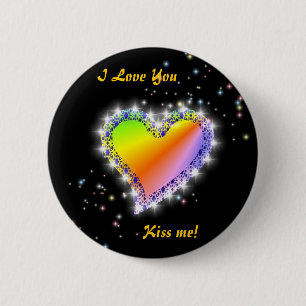 Regenbogen-Herz mit Sternchen auf schwarz 6 Cm Round Badge
