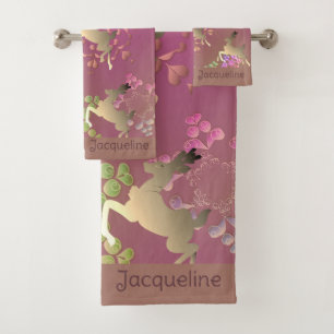 Reindeer and Snowflakes w/Name Bath Towel Set