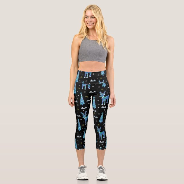 Reindeer, snowflakes, Christmas pattern Capri Leggings (Front)