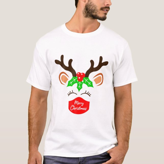 Reindeer Wearing Mask Christmas 2021 Matching Fami T-Shirt (Front)