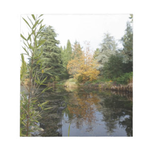 Relaxing garden scene picture, beautiful trees... notepad