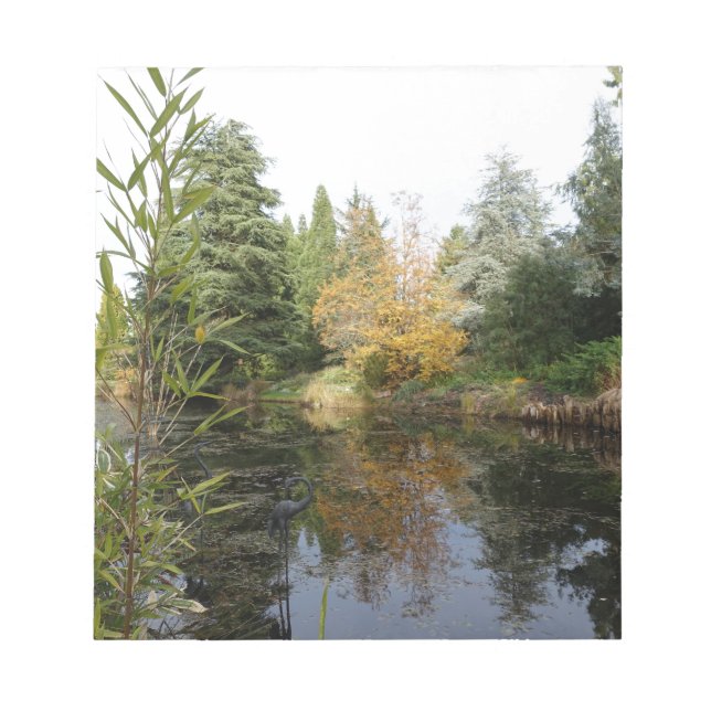 Relaxing garden scene picture, beautiful trees... notepad (Front)