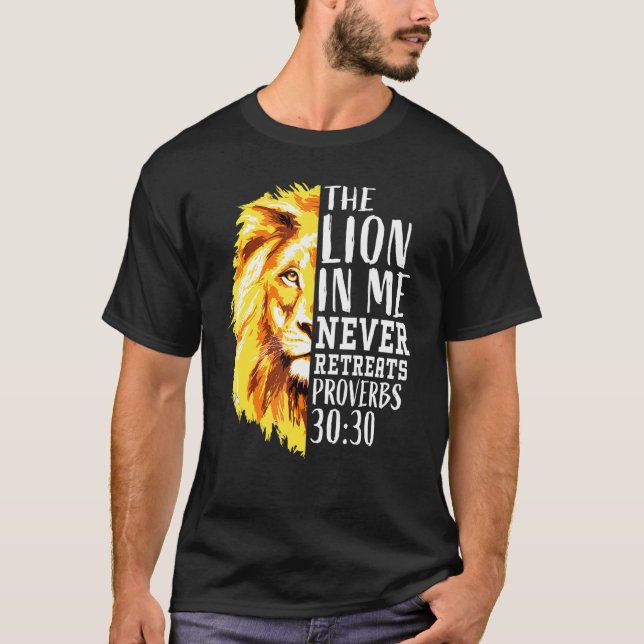 Religious Christian Bible Verse Men Dad Lion of Ju T-Shirt (Front)