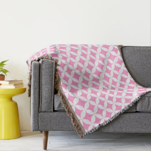 Repeat circle quarters style pink pattern throw blanket