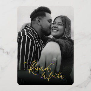 Reserva la Fecha en Moderno Blanco y Negro