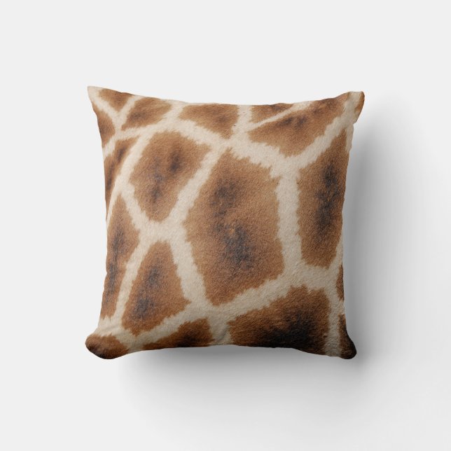 Reticulated Giraffe Pattern Wild Animal Print Gift Cushion (Front)