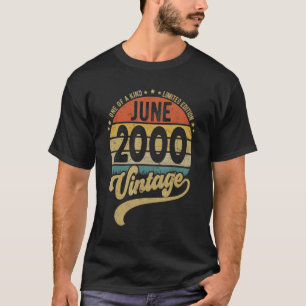 Reto Vintage 22nd Birthday 22 Years Old Born In Ju T-Shirt