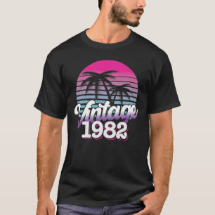 Retro 1982 Limited edition Birthday Gift Idea T-Shirt